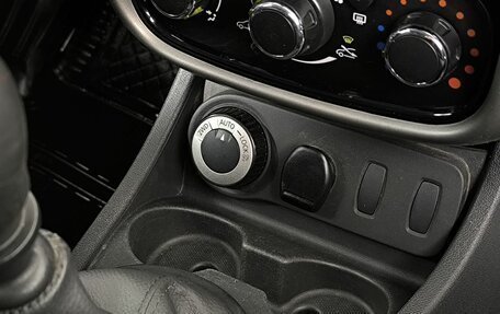 Renault Duster I рестайлинг, 2015 год, 960 000 рублей, 12 фотография