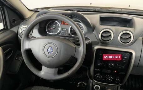 Renault Duster I рестайлинг, 2015 год, 960 000 рублей, 11 фотография