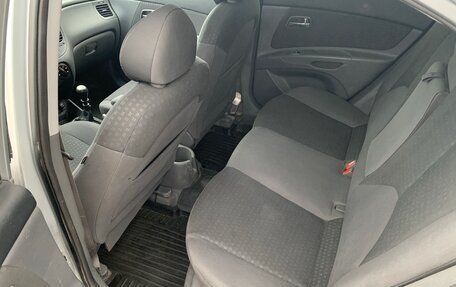 KIA Rio II, 2006 год, 372 000 рублей, 6 фотография