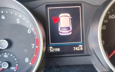 Volkswagen Tiguan II, 2018 год, 2 850 000 рублей, 14 фотография
