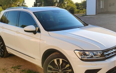 Volkswagen Tiguan II, 2018 год, 2 850 000 рублей, 25 фотография