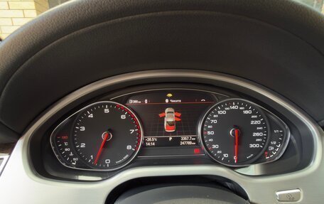 Audi A8, 2012 год, 2 400 000 рублей, 8 фотография