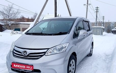 Honda Freed I, 2012 год, 960 000 рублей, 3 фотография