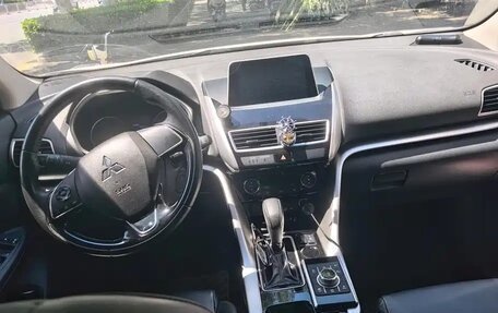 Mitsubishi Eclipse Cross, 2019 год, 1 450 000 рублей, 9 фотография