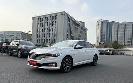 Volkswagen Lavida, 2022 год, 1 000 000 рублей, 3 фотография