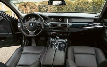 BMW 5 серия, 2015 год, 1 495 000 рублей, 16 фотография