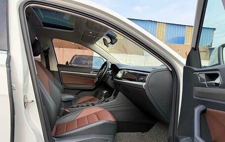 Volkswagen Lavida, 2022 год, 1 000 000 рублей, 12 фотография
