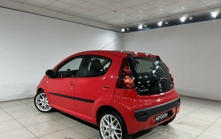 Peugeot 107 I рестайлинг, 2012 год, 590 000 рублей, 4 фотография