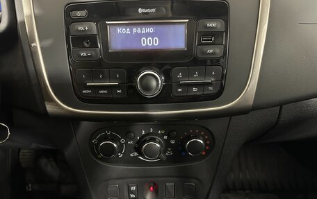 Renault Sandero II рестайлинг, 2018 год, 1 290 000 рублей, 12 фотография