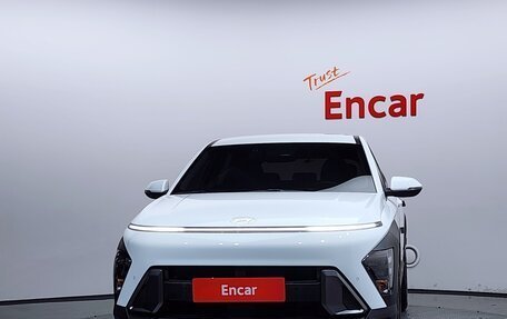 Hyundai Kona, 2023 год, 1 935 000 рублей, 3 фотография