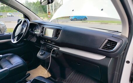 Peugeot Traveller I, 2022 год, 3 490 000 рублей, 10 фотография