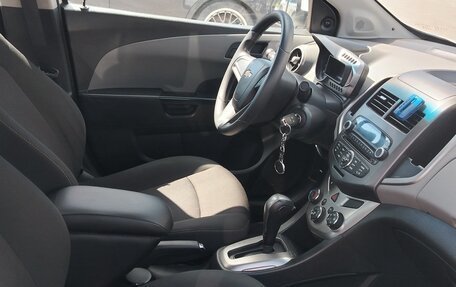Chevrolet Aveo III, 2013 год, 870 000 рублей, 13 фотография