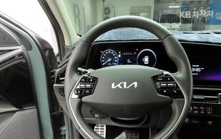 KIA Niro, 2022 год, 1 660 000 рублей, 14 фотография