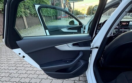 Audi A4, 2016 год, 2 090 000 рублей, 27 фотография