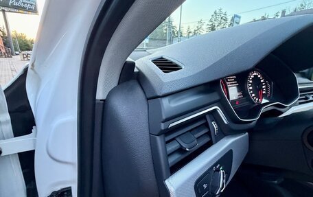Audi A4, 2016 год, 2 090 000 рублей, 26 фотография
