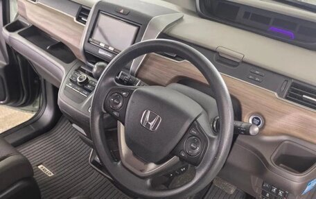 Honda Freed II, 2020 год, 1 515 000 рублей, 5 фотография