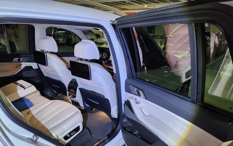 BMW X7, 2022 год, 10 000 000 рублей, 5 фотография