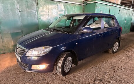 Skoda Fabia II, 2012 год, 650 000 рублей, 3 фотография