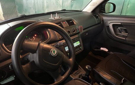 Skoda Fabia II, 2012 год, 650 000 рублей, 5 фотография