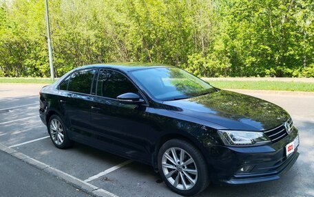 Volkswagen Jetta VI, 2016 год, 1 690 000 рублей, 2 фотография