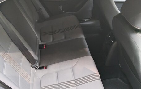 Volkswagen Jetta VI, 2016 год, 1 690 000 рублей, 14 фотография
