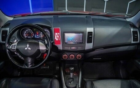 Mitsubishi Outlander III рестайлинг 3, 2010 год, 950 000 рублей, 12 фотография