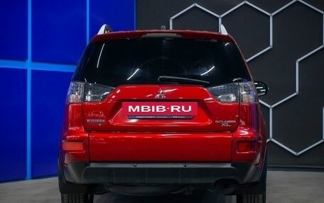 Mitsubishi Outlander III рестайлинг 3, 2010 год, 950 000 рублей, 8 фотография
