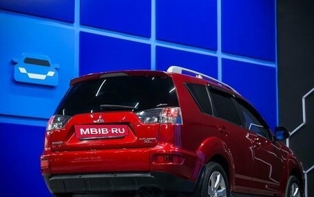 Mitsubishi Outlander III рестайлинг 3, 2010 год, 950 000 рублей, 6 фотография