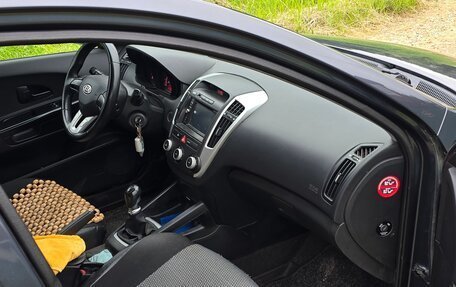 KIA cee'd I рестайлинг, 2011 год, 650 000 рублей, 9 фотография