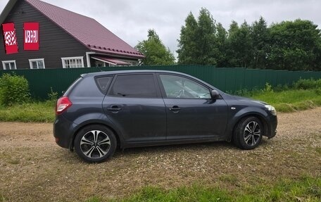 KIA cee'd I рестайлинг, 2011 год, 650 000 рублей, 3 фотография