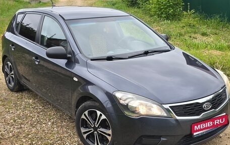 KIA cee'd I рестайлинг, 2011 год, 650 000 рублей, 5 фотография