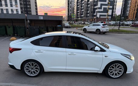 Hyundai Solaris II рестайлинг, 2020 год, 1 340 000 рублей, 15 фотография