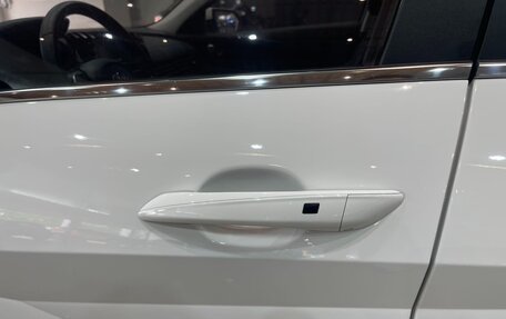 Hyundai Elantra, 2023 год, 1 305 000 рублей, 14 фотография