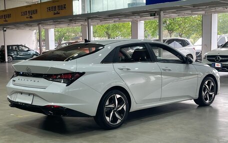 Hyundai Elantra, 2023 год, 1 305 000 рублей, 4 фотография