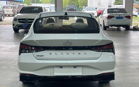 Hyundai Elantra, 2023 год, 1 305 000 рублей, 5 фотография