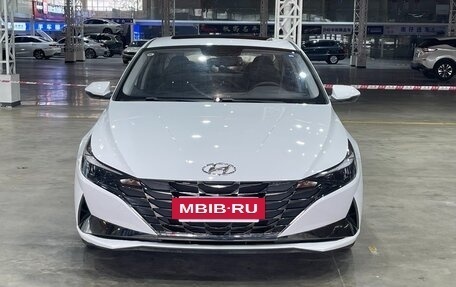 Hyundai Elantra, 2023 год, 1 305 000 рублей, 2 фотография