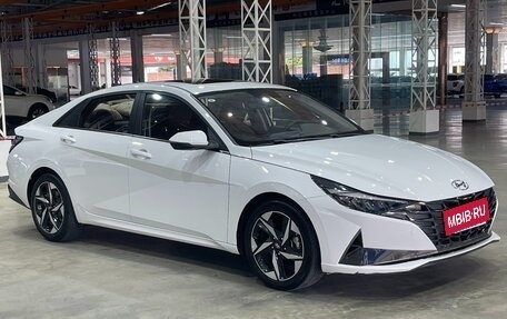 Hyundai Elantra, 2023 год, 1 305 000 рублей, 3 фотография