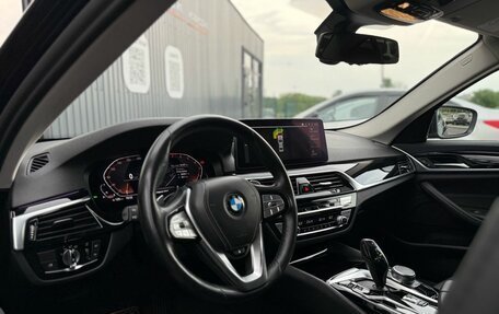 BMW 5 серия, 2021 год, 3 600 000 рублей, 11 фотография
