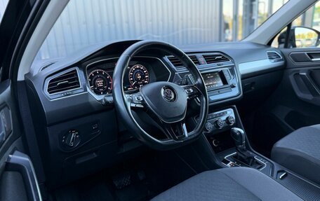 Volkswagen Tiguan II, 2017 год, 1 910 000 рублей, 11 фотография