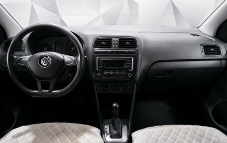 Volkswagen Polo VI (EU Market), 2016 год, 1 020 000 рублей, 10 фотография