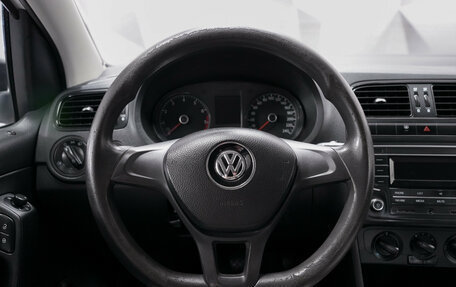 Volkswagen Polo VI (EU Market), 2016 год, 1 020 000 рублей, 13 фотография