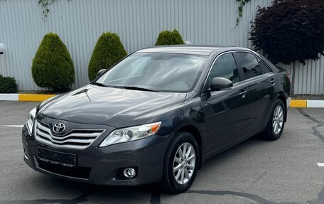 Toyota Camry, 2010 год, 890 000 рублей, 3 фотография