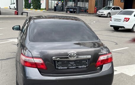 Toyota Camry, 2010 год, 890 000 рублей, 4 фотография