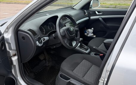 Skoda Octavia, 2011 год, 1 250 000 рублей, 8 фотография