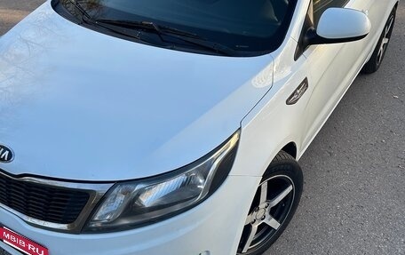KIA Rio III рестайлинг, 2015 год, 1 050 000 рублей, 2 фотография