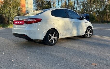 KIA Rio III рестайлинг, 2015 год, 1 050 000 рублей, 13 фотография