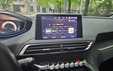 Peugeot 5008 II, 2018 год, 2 600 000 рублей, 11 фотография