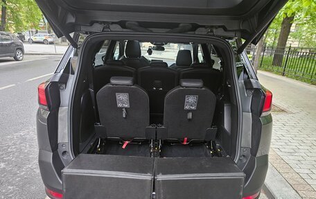 Peugeot 5008 II, 2018 год, 2 600 000 рублей, 31 фотография