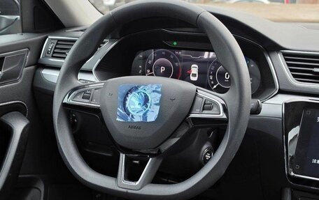 Skoda Superb III рестайлинг, 2026 год, 2 600 000 рублей, 6 фотография