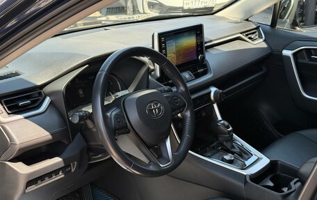 Toyota RAV4, 2020 год, 3 850 000 рублей, 17 фотография